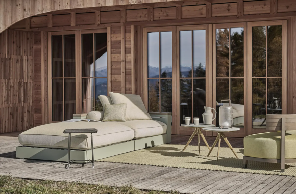 Freeport Outdoor Flexform