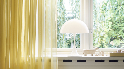 Panthella Table 320 Louis Poulsen