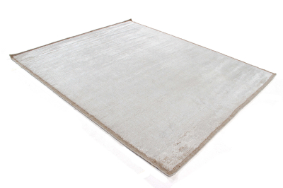 Aura Amini Carpets