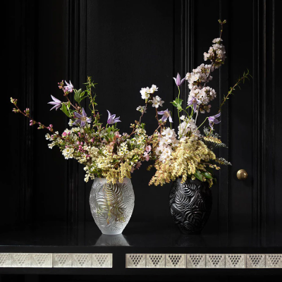 Feuilles Vase Black Crystal Lalique