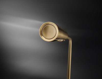 Flo Desk Lumina