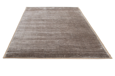 Aura Amini Carpets