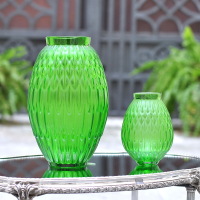 Plumes Small Vase Green Crystal Lalique